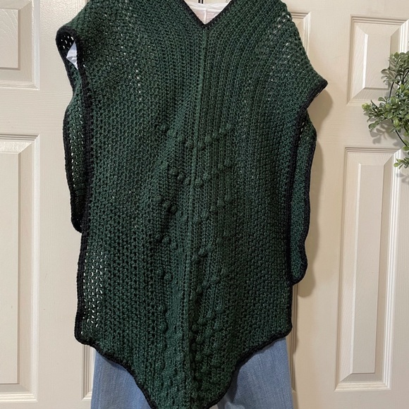 🧶 Knitted Ruana Wrap - Picture 3 of 9